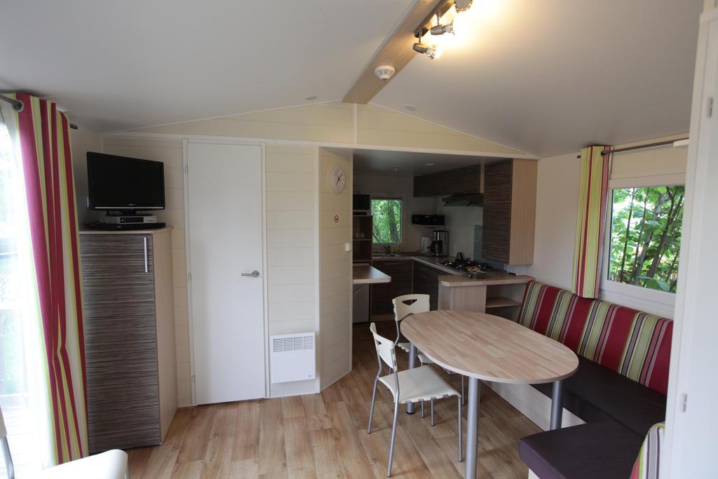 Camping Oase Praha Hotel Zlatníky Habitación foto